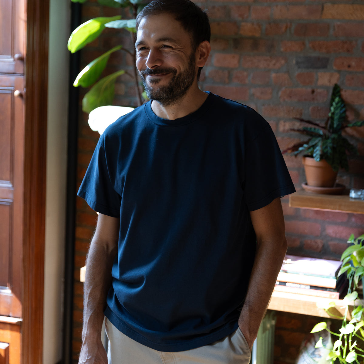 Heavyweight Organic Cotton T-Shirt - Dress Blue – Druthers NYC